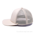 Platte borduurwerk gesloten mesh cap